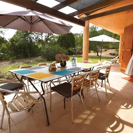 Gorgeous In Vecchio With Kitchen Vakantiehuis Porto-Vecchio (Corsica)